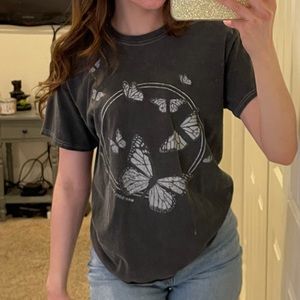 TILLYS GRAPHIC TEE
